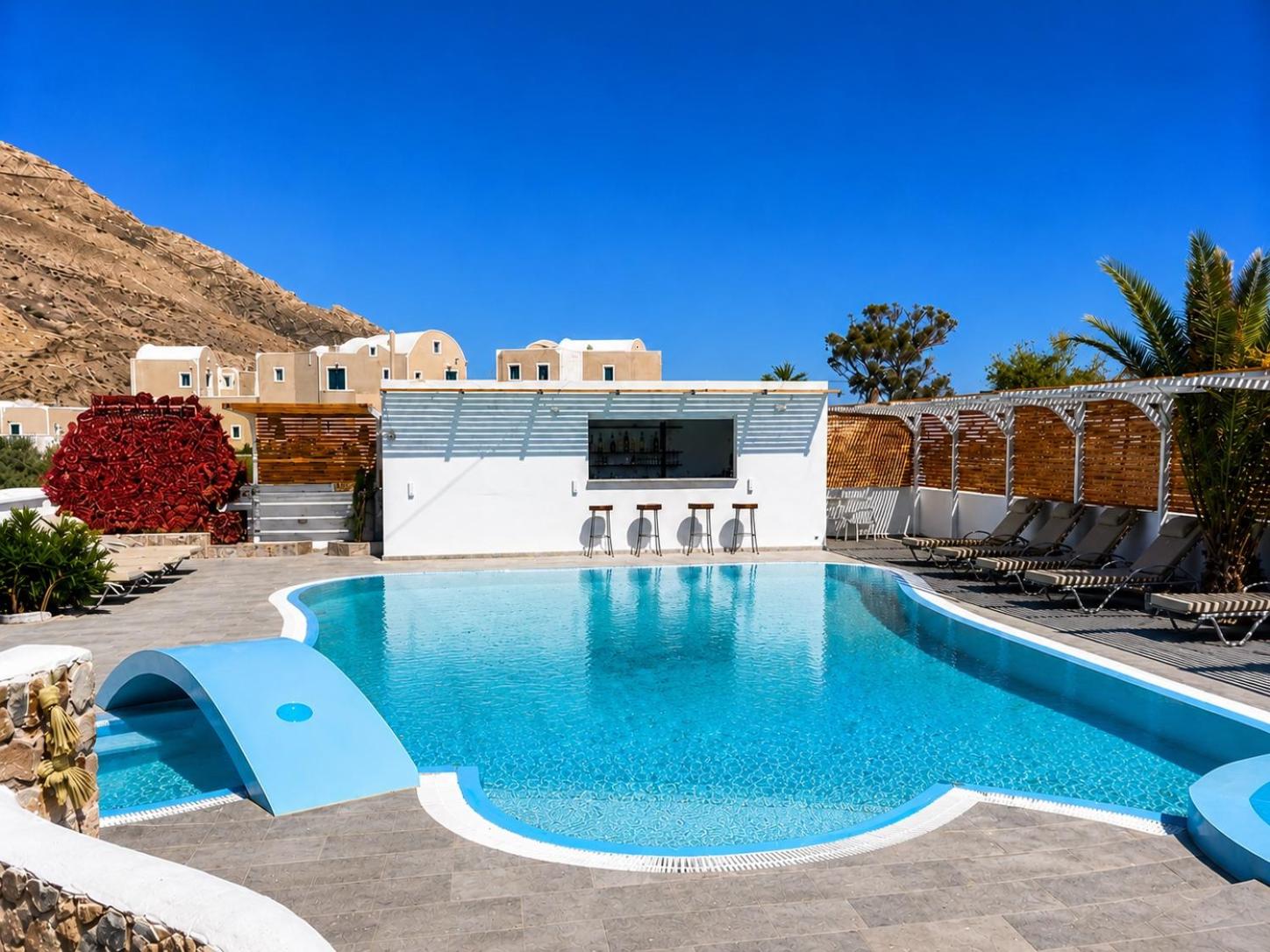 Noeme Santorini 4/57