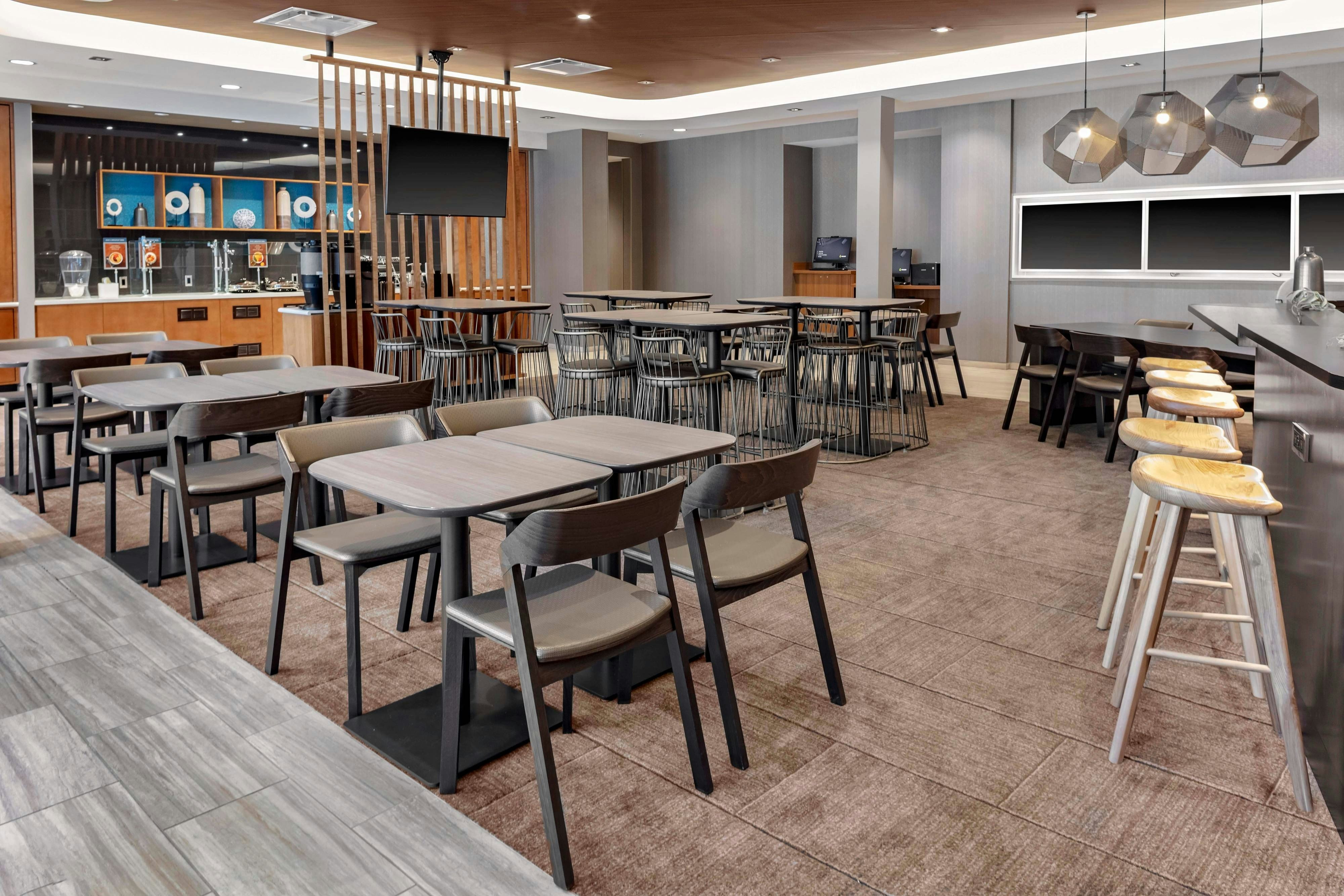 SpringHill Suites by Marriott Kansas City Plaza 29/39