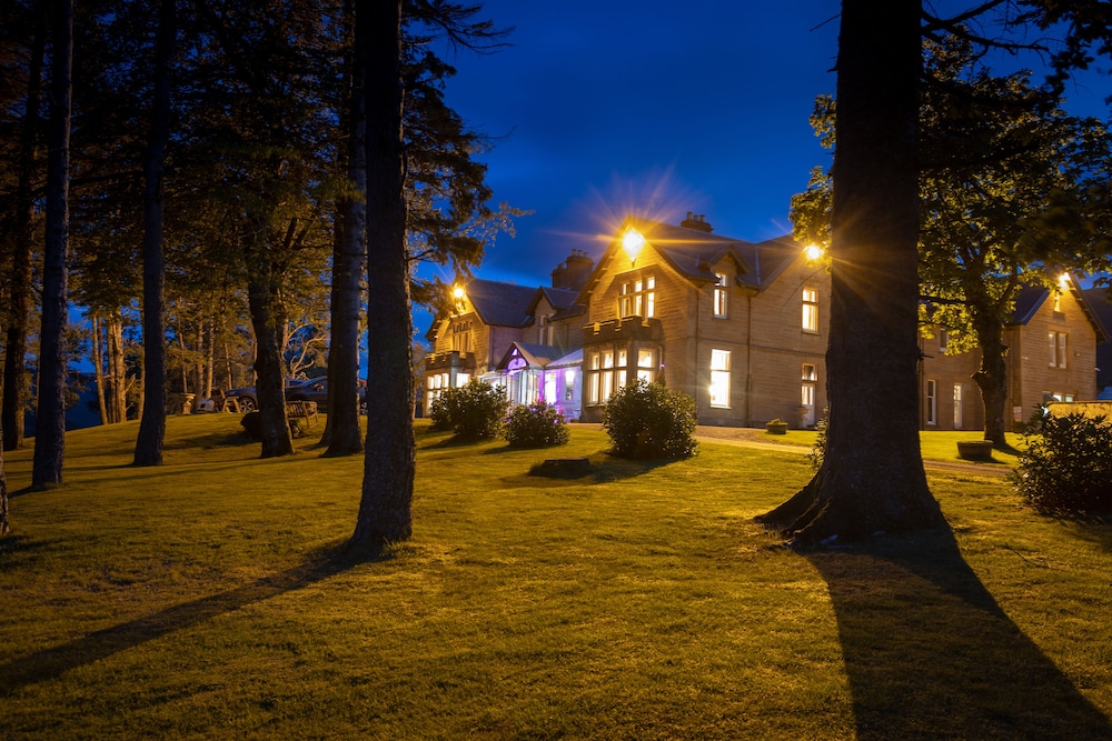 Ledgowan Lodge Hotel 1/72