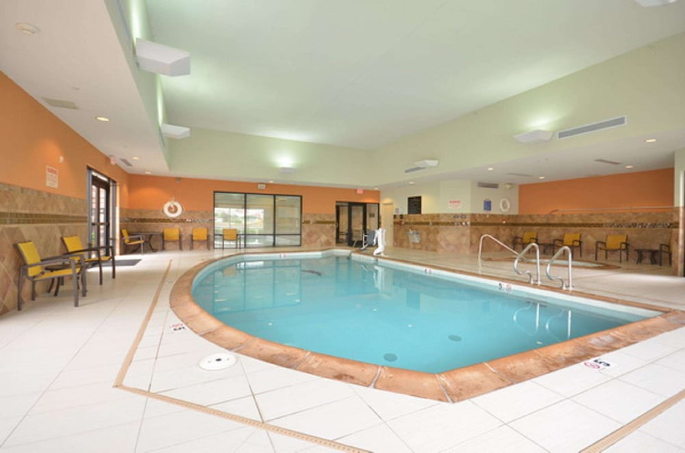 Hampton Inn And Suites Tulsa Catoosa 25/50