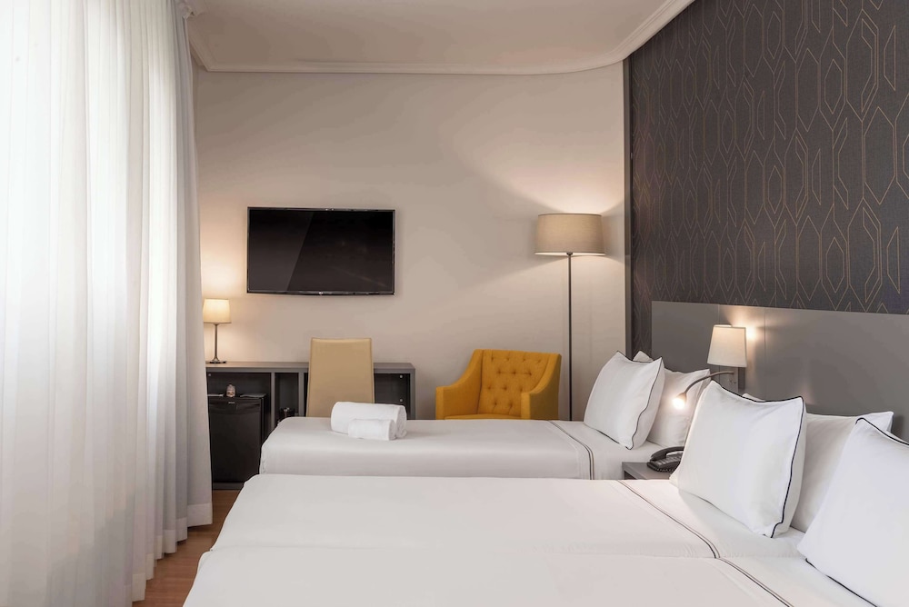 Hotel Madrid Plaza Espana Affiliated by Melia 6/40
