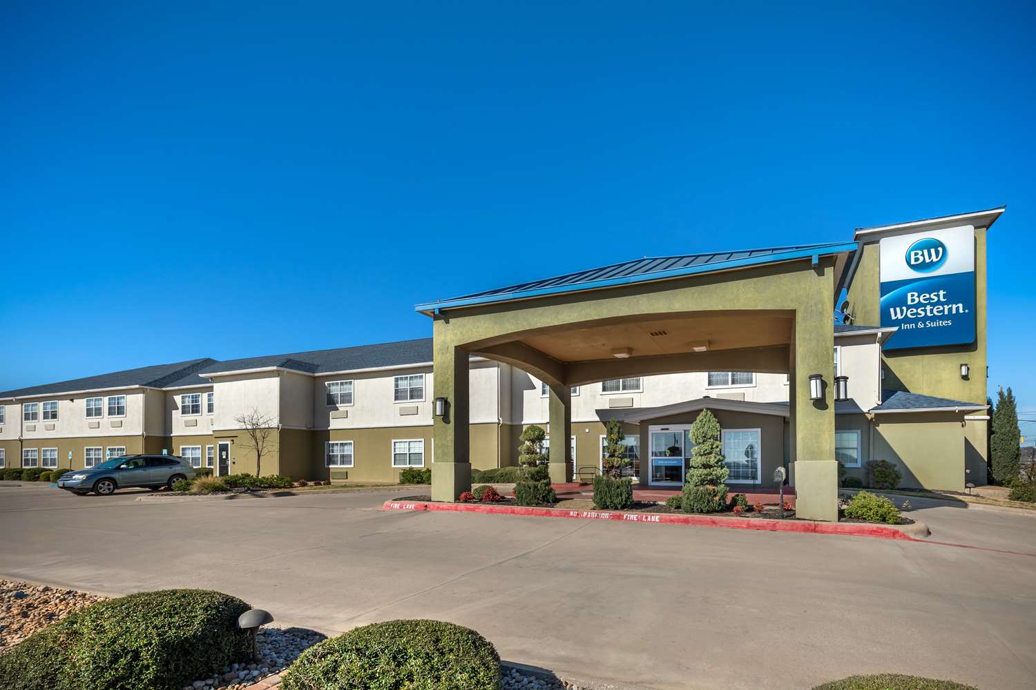 Best Western Club House Inn & Suites 2/34