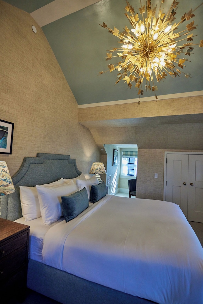 Beacon Hill Hotel & Bistro 3/32