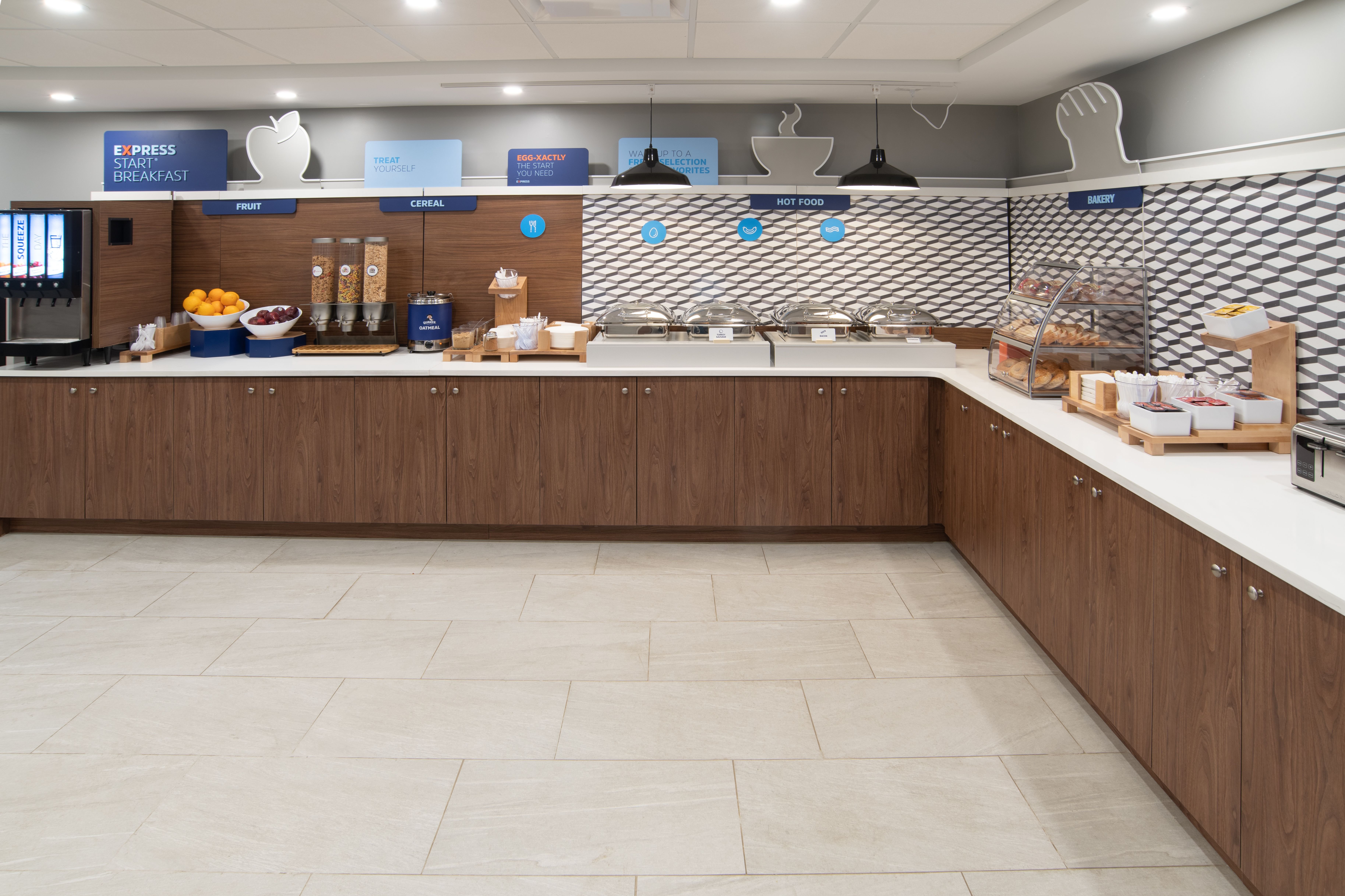 Holiday Inn Express & Suites - Moose Jaw an IHG Hotel 5/49