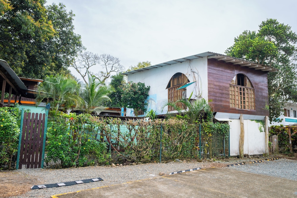 Cabinas Arrecife 4/47