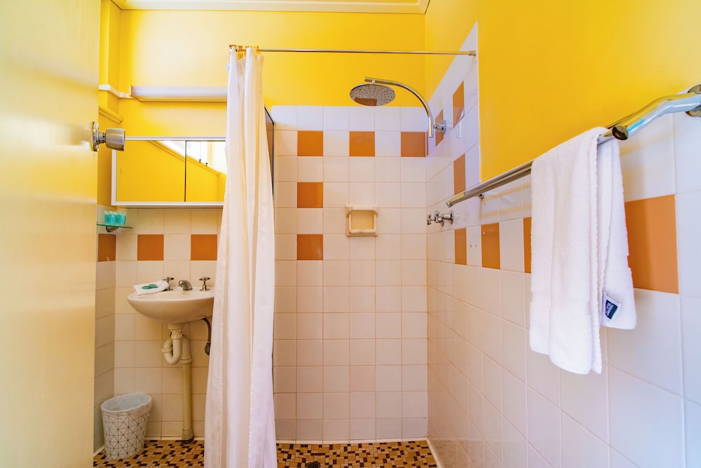 غرفة قياسية بسرير كوين وسرير فردي، Whyalla Foreshore Motor Inn 3/3