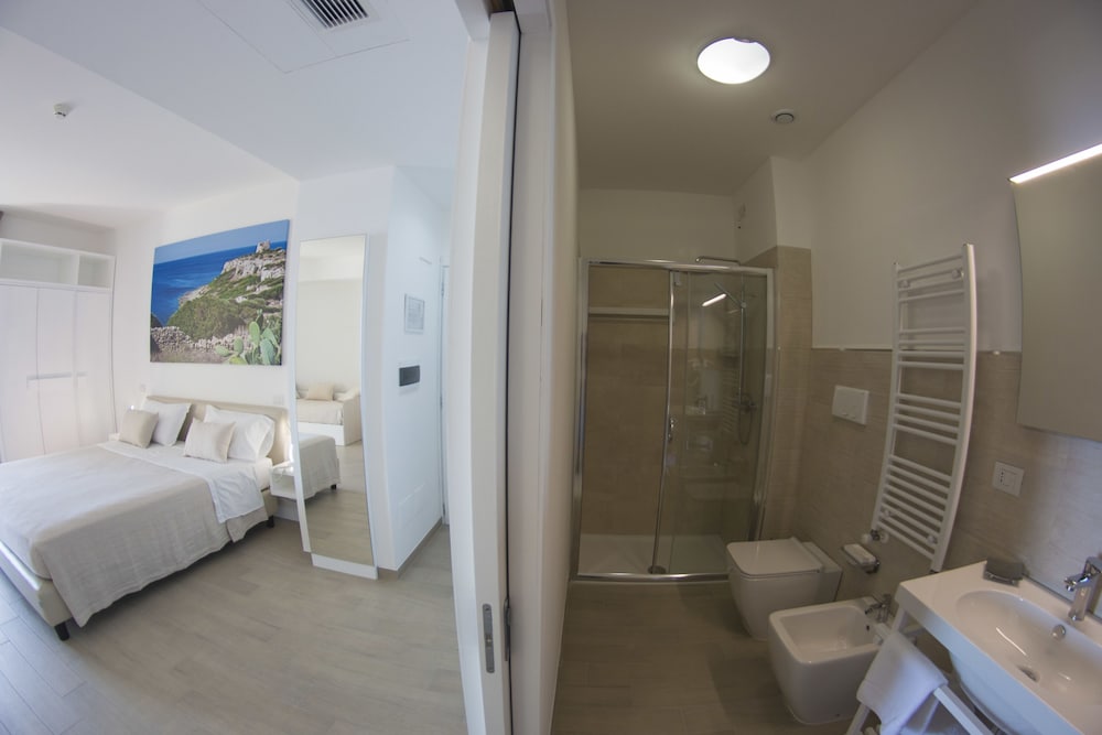 EST HOTEL 20/65