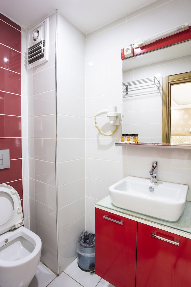 Grand Bagoz Otel 44/47