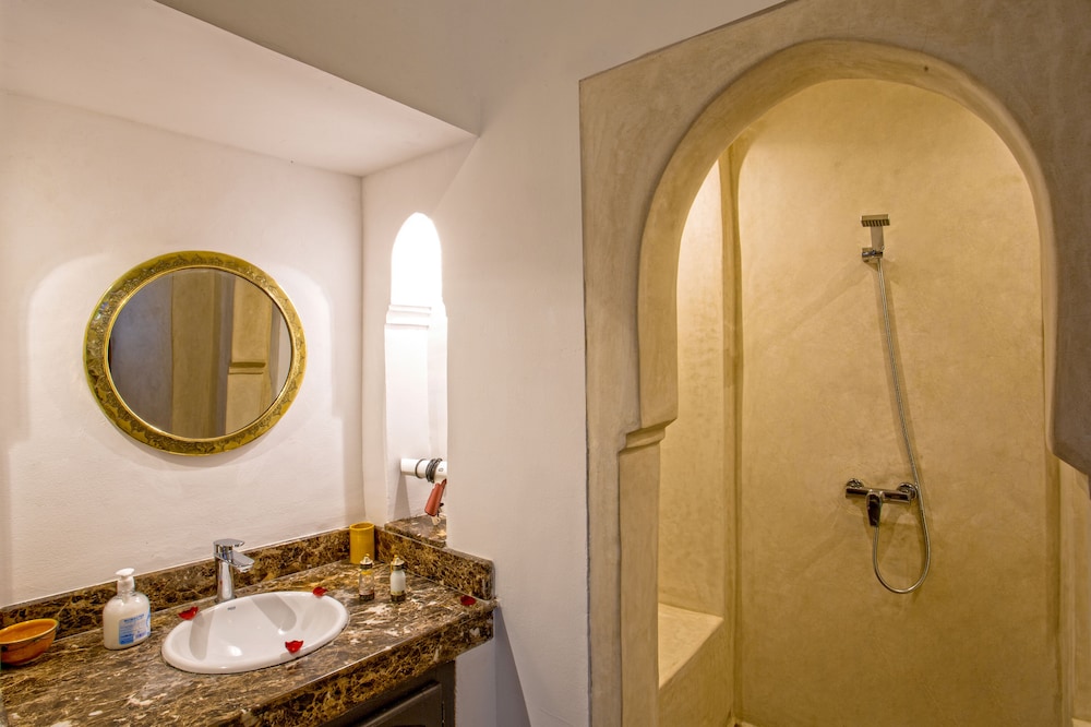 Riad Al Jana 47/50