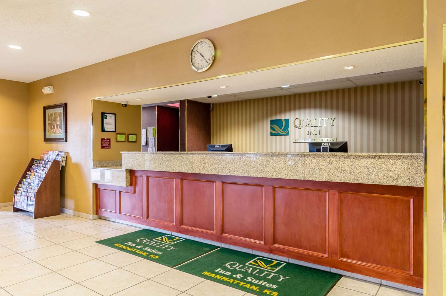 Quality Inn & Suites Manhattan 8/28