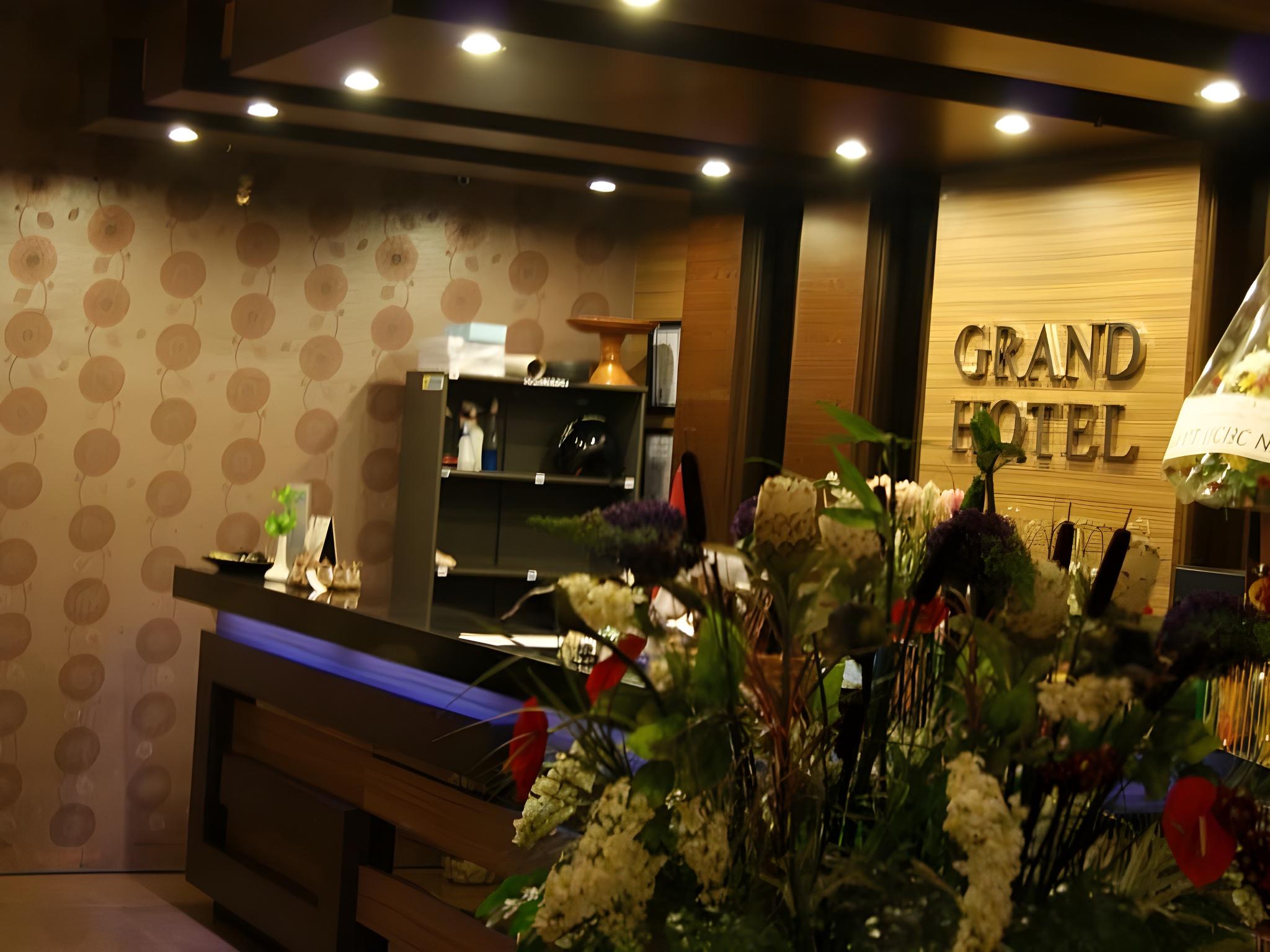 Grand Hotel Lombok 4/26