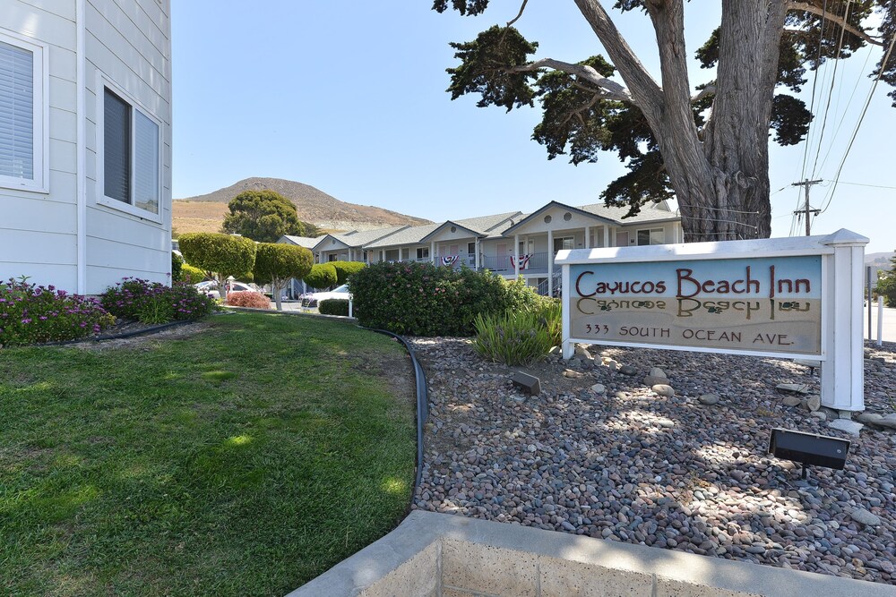 Cayucos Beach Inn 60/64