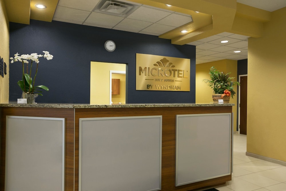 Quality Inn & Suites Washington PA 5/32