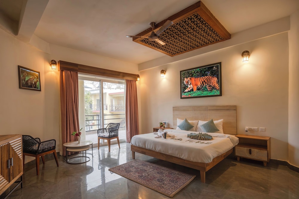 LA PERLE RIVER RESORTS 3/50