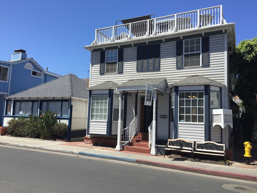 Seacrest Inn 1/42