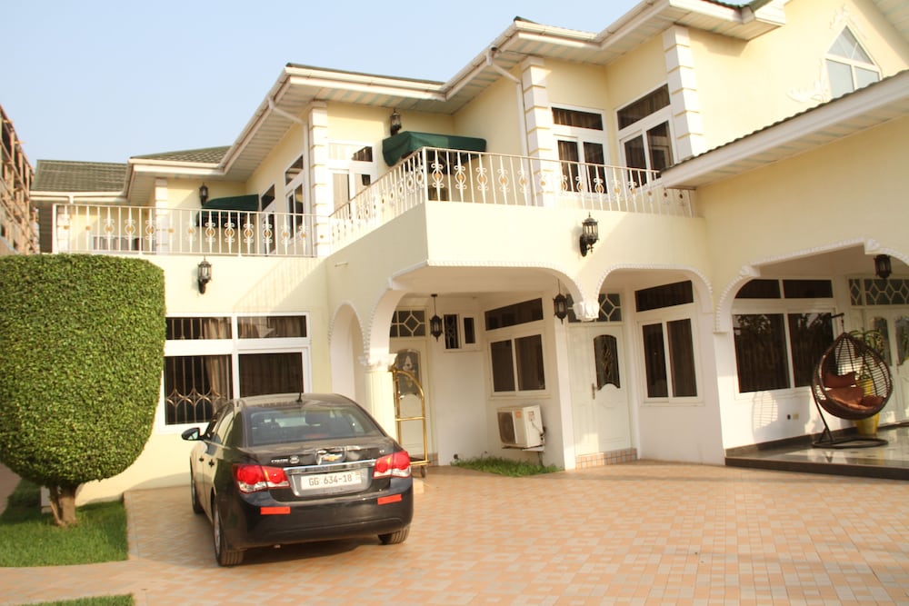 Kingsbridge Royale Hotel 43/50