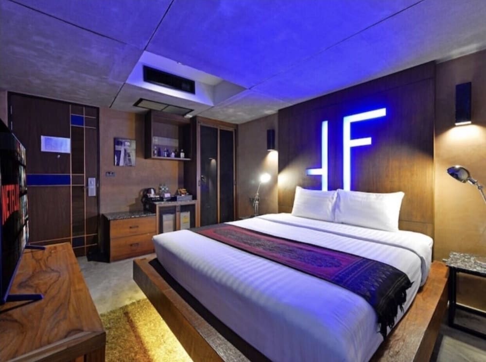 Fusion Suites 23/50