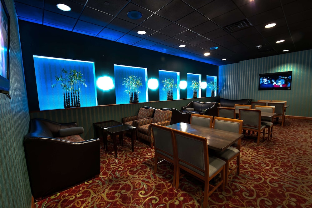 Doubletree By Hilton Hotel Baltimore North Pikesville 66/84