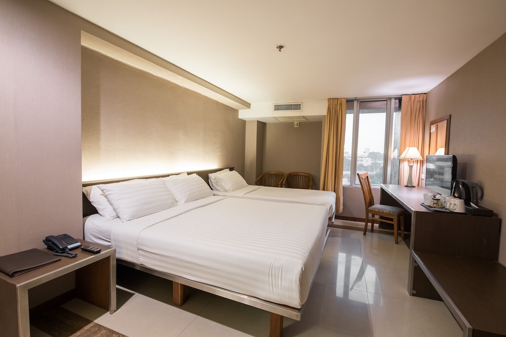 BANGKOK CITY SUITE 27/53
