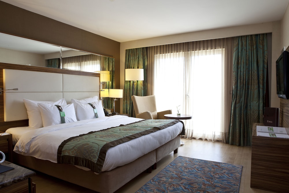 Holiday Inn Istanbul Sisli 22/78