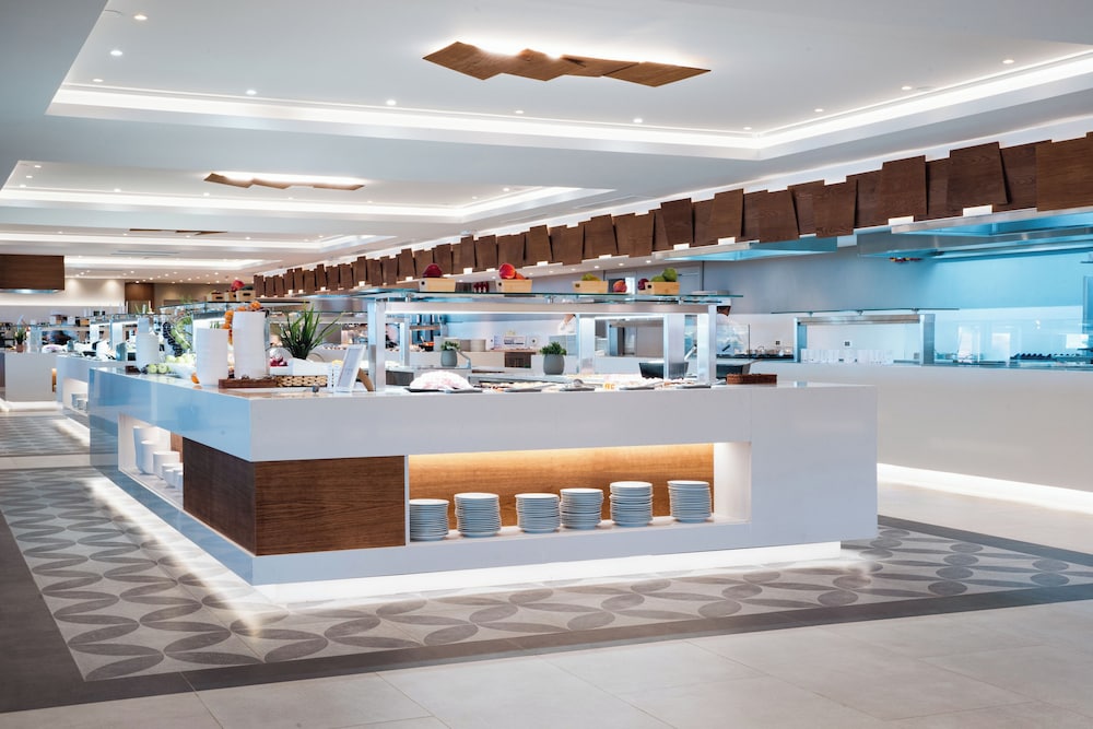 Lobby at Roda Beach Resort & Spa, Agnos