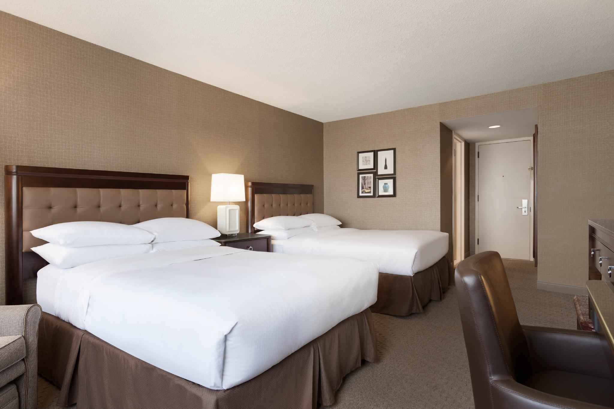 Luxury, 2 Queen Beds