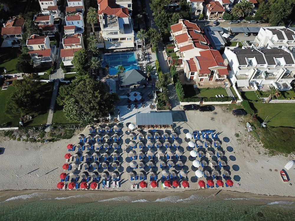Naias Beach Hotel photo2