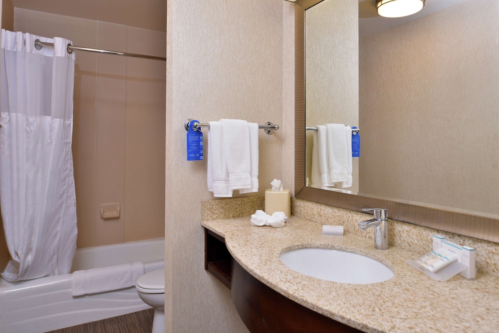 Hilton Garden Inn Boise Spectrum 26/59
