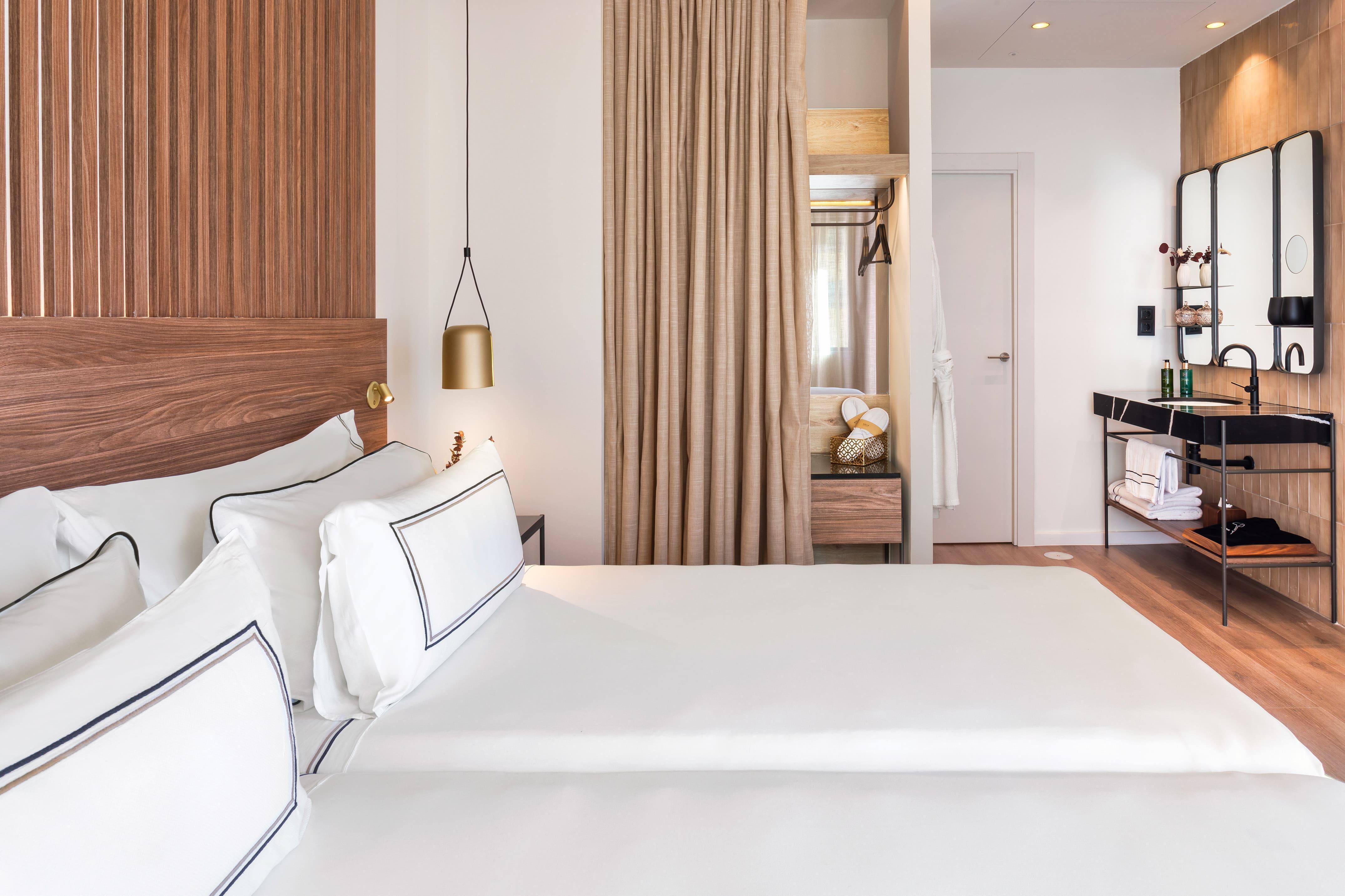 The Level, Suite, Terrace
