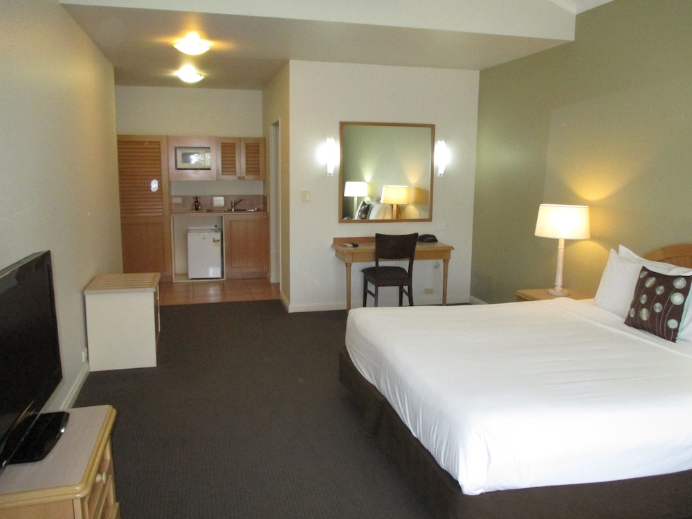 Mercure Cairns 29/64