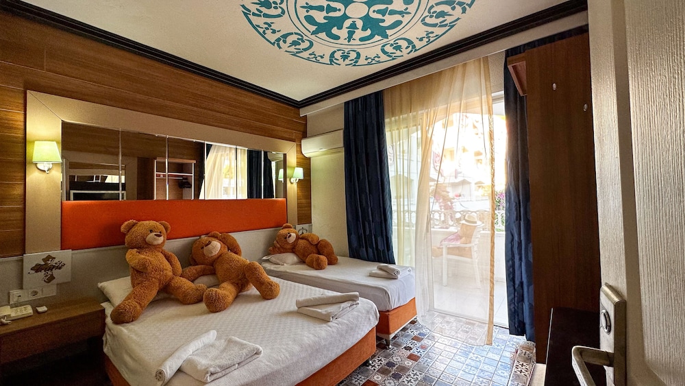 Club Hotel Anjeliq 8/50