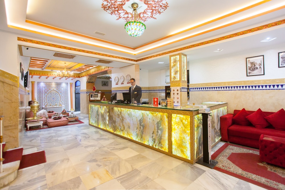 HOTEL MAMORA 6/72