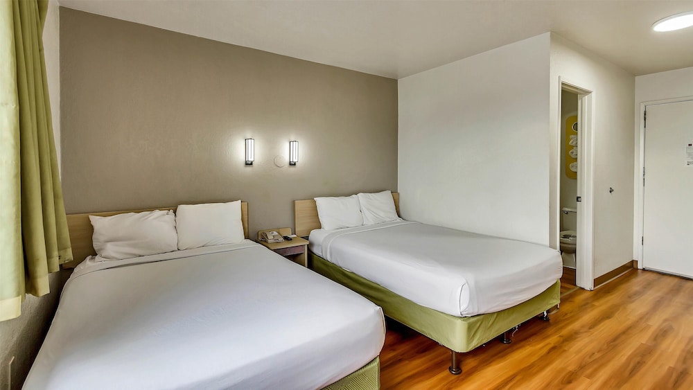 Motel6 Ogden, UT- Downtown 29/64