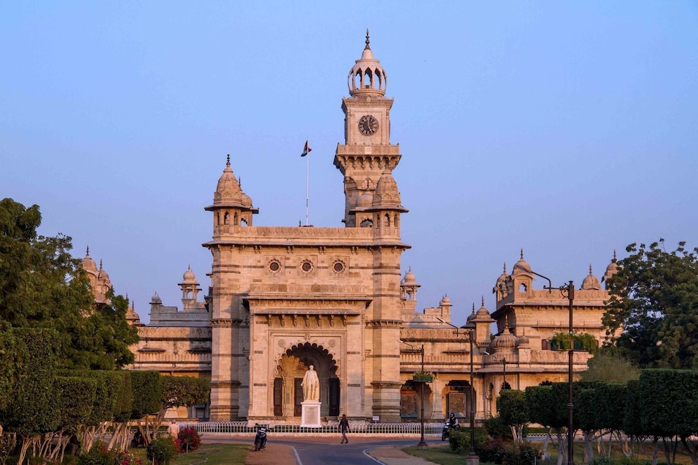 Hotel Royal Ajmer 37/40
