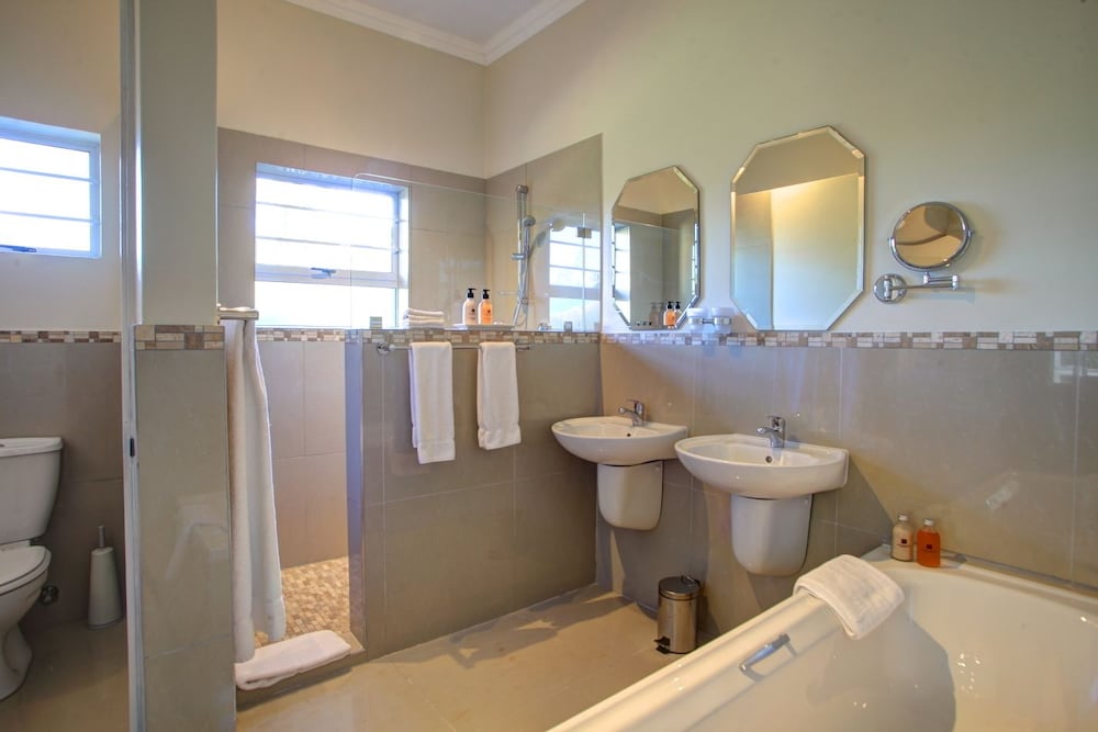 Cinnamon Boutique Guest House 48/50