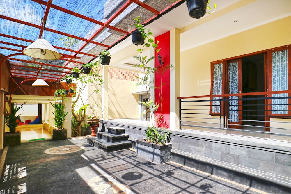 Taste Of Bali Hostel 8/59