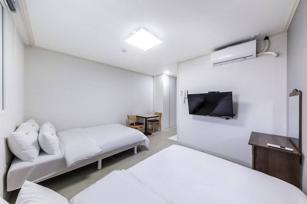 Js Hotel 13/38
