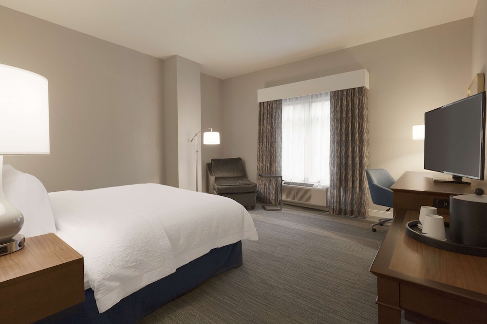 Hampton Inn And Suites Nashville Downtown Tn 29/53