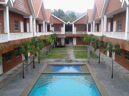 Hornbill Bay Resort 25/27