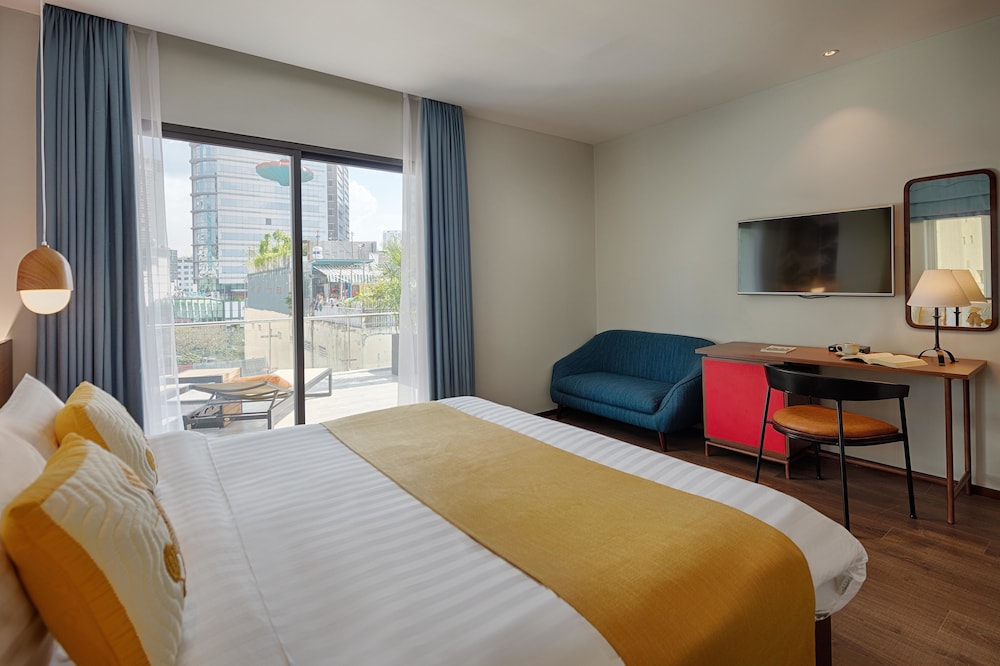 LITTLE SAIGON BOUTIQUE HOTEL 18/70