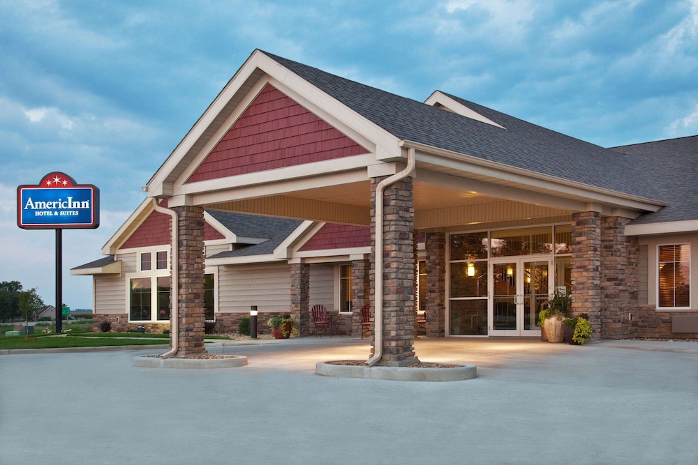 Americinn By Wyndham Osage 1/48