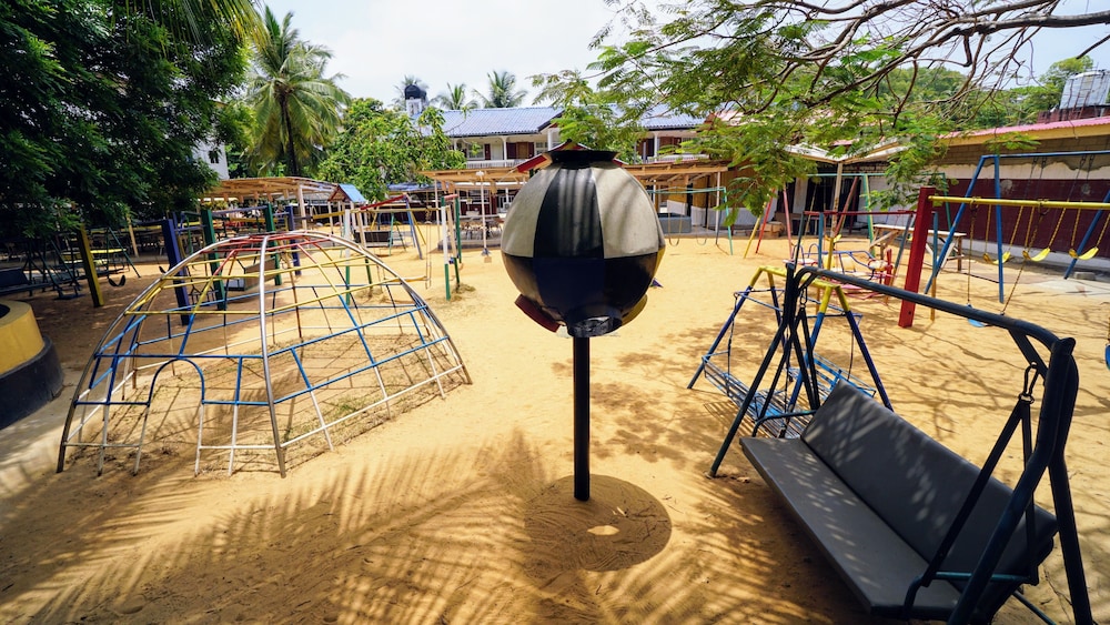The Family Kingdom Resort 24/50