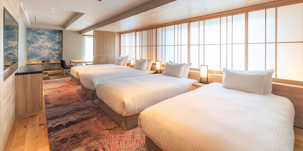 Space, Deluxe, Quadruple, 4 Beds, Tatami