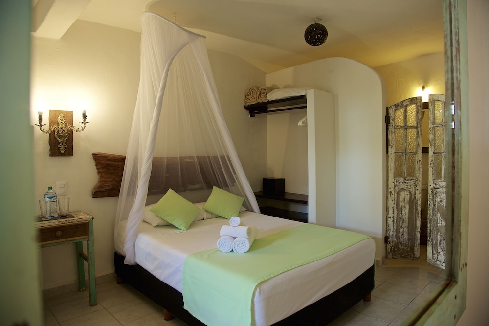 Hotel Posada Punta Piedra 21/69