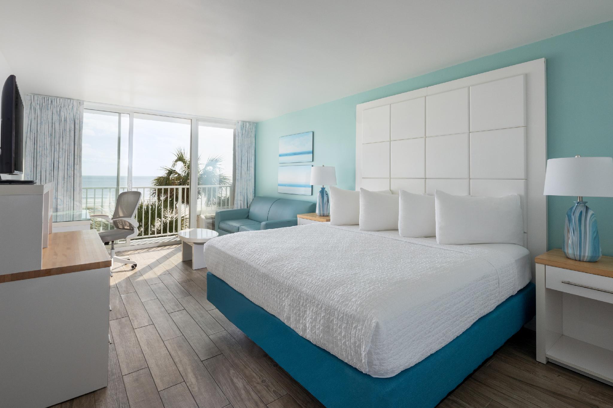Room, King Bed, Ocean Front
