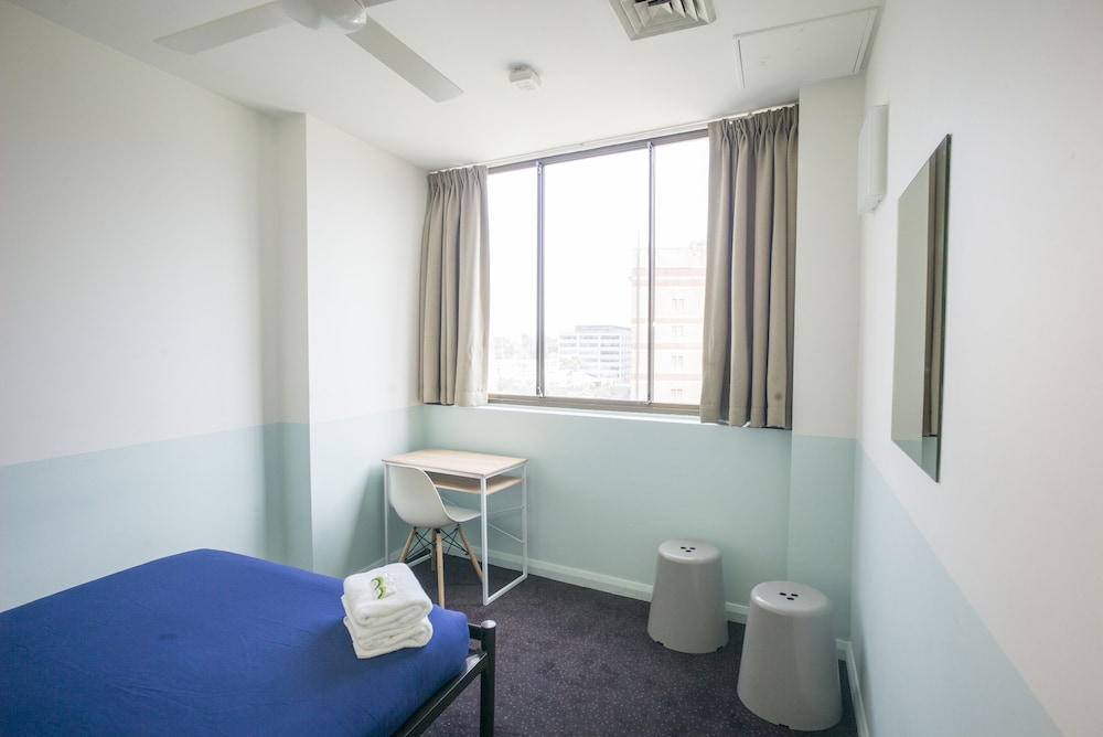 YHA Sydney Central 18/32