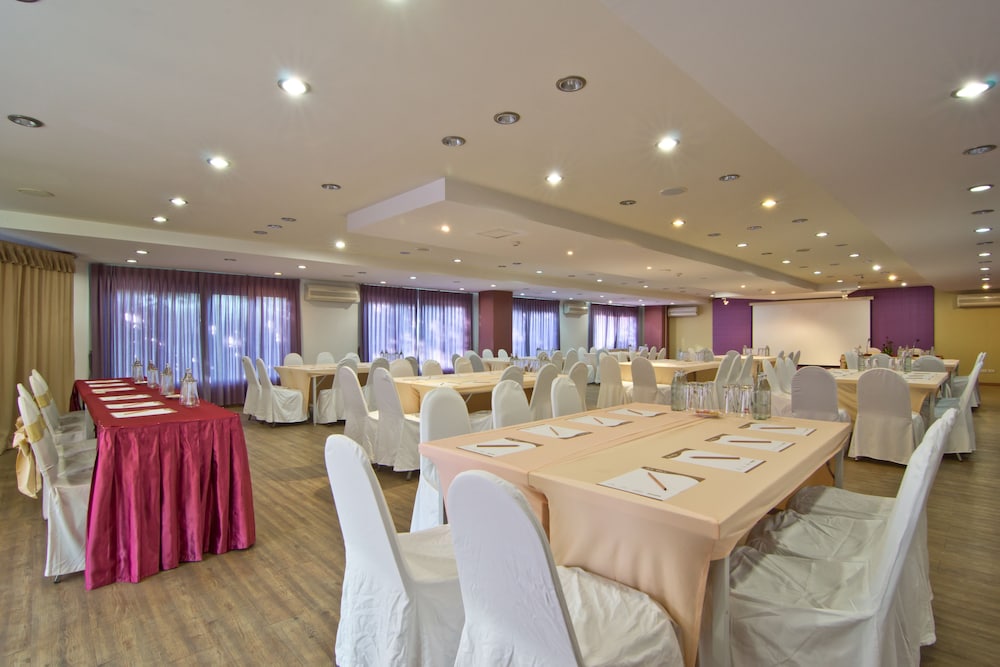 Bella Villa Cabana 25/42
