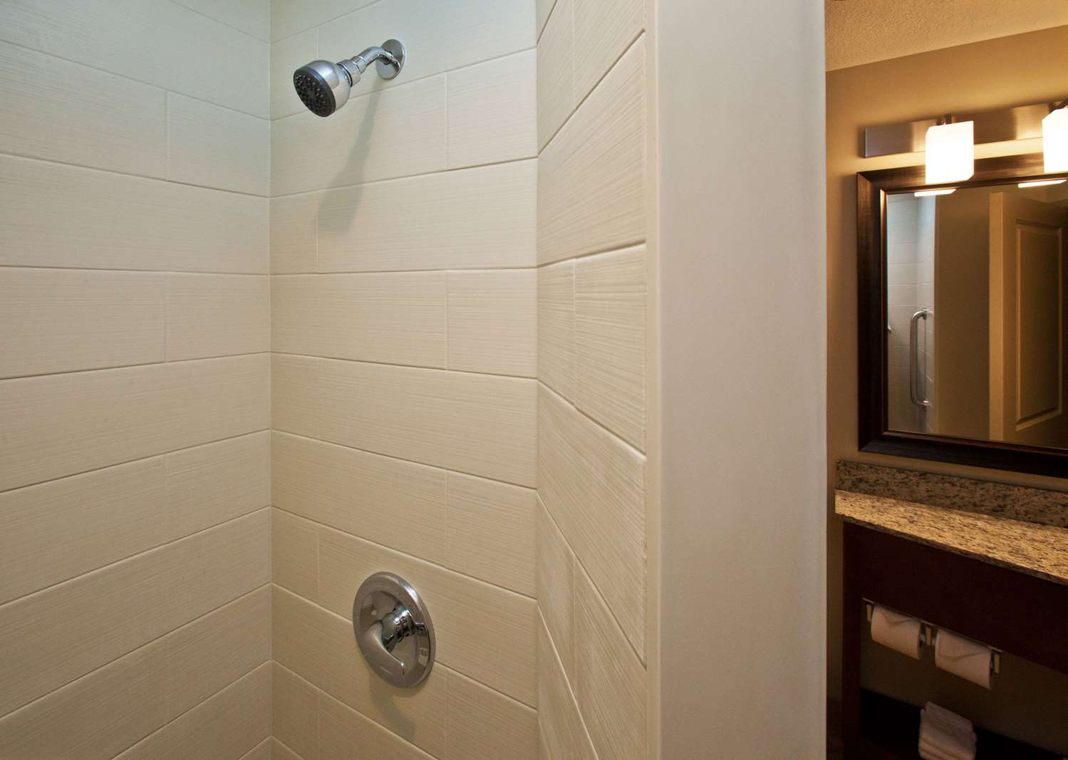 Americinn By Wyndham Fairfield 31/33