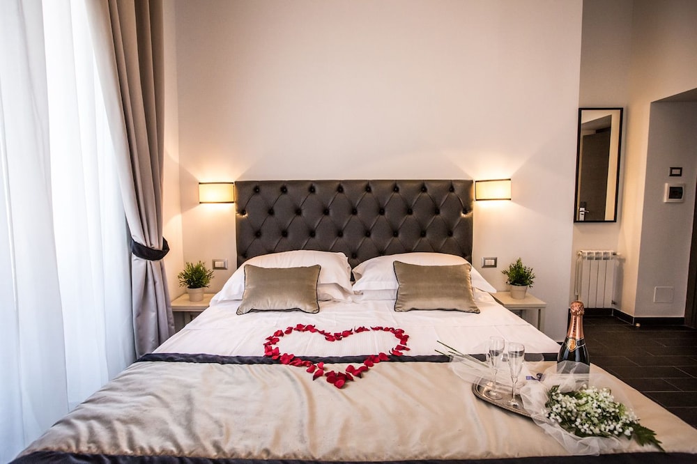 SUPERIOR, DOUBLE BED, BALCONY