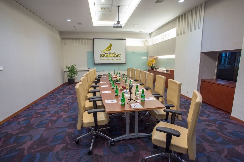 The Royale Krakatau Hotel 38/50